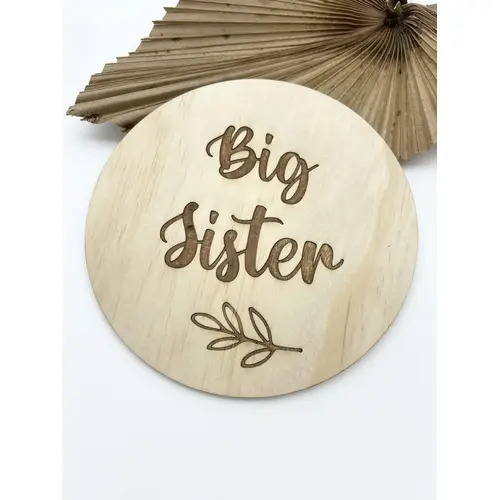 Big Sister Wooden Announcement Disc - Leaf Design